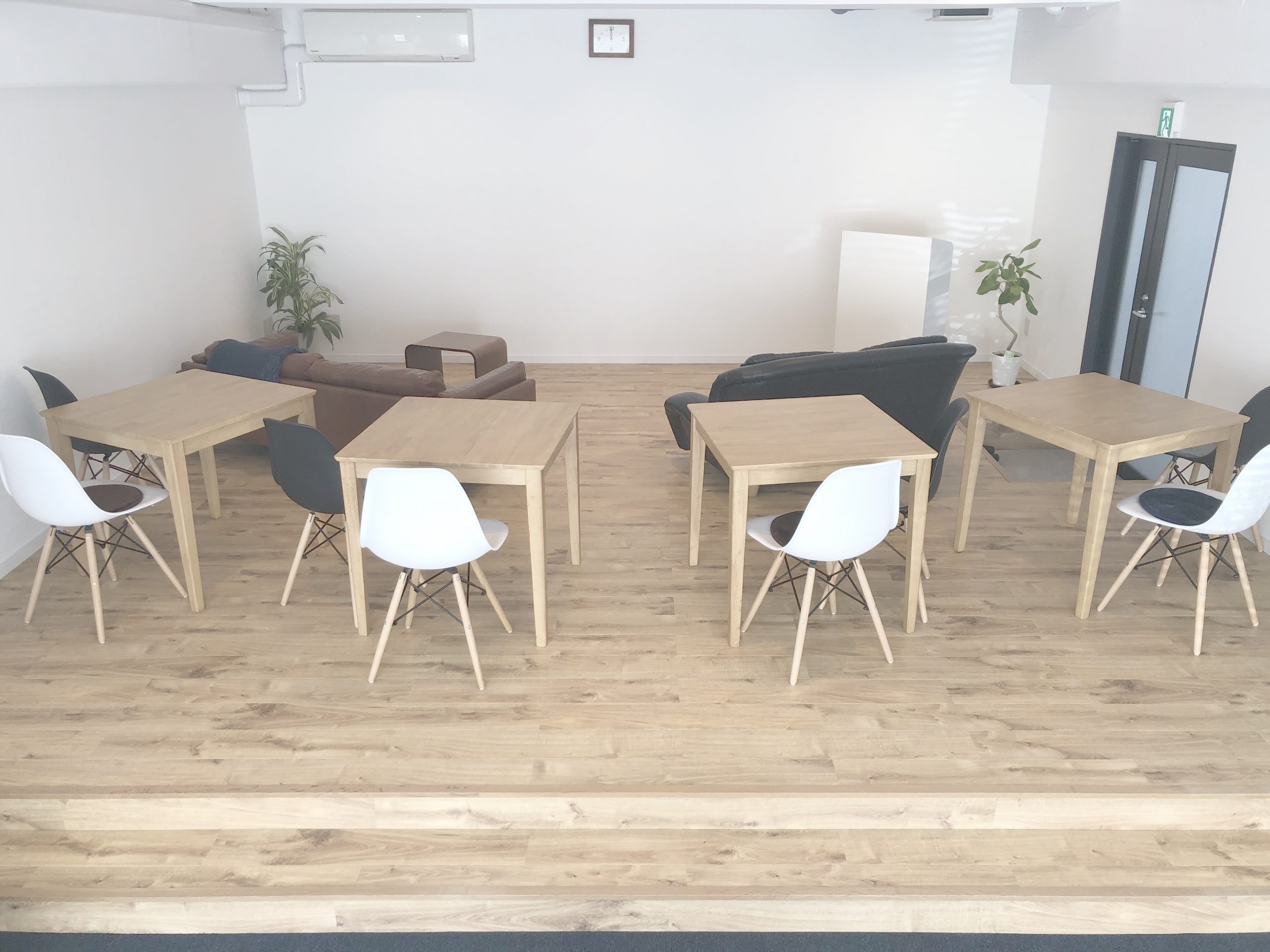 デザインライフサロン公式ホームページを開設しました。