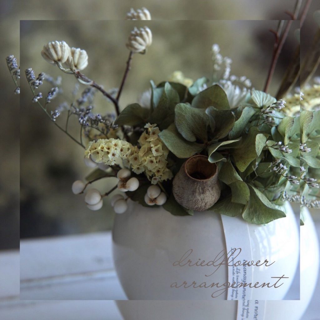 アジサイを使ったドライフラワーアレンジメント