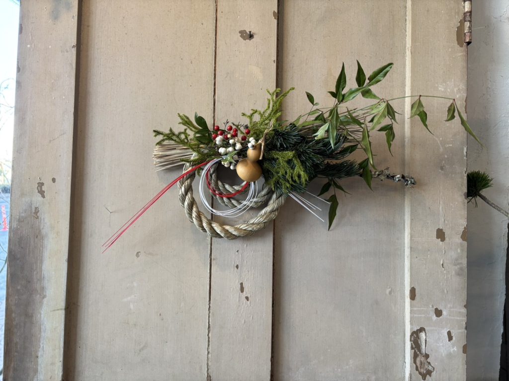 プリザーブド花材でつくるお正月飾り作り