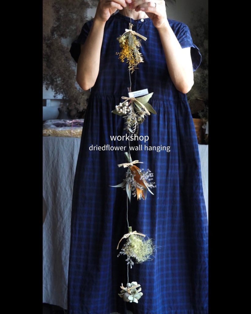 ドライフラワーの壁飾り作り
